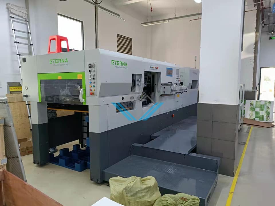 Máy bế hộp tự động ETERNA ECUT-1060E