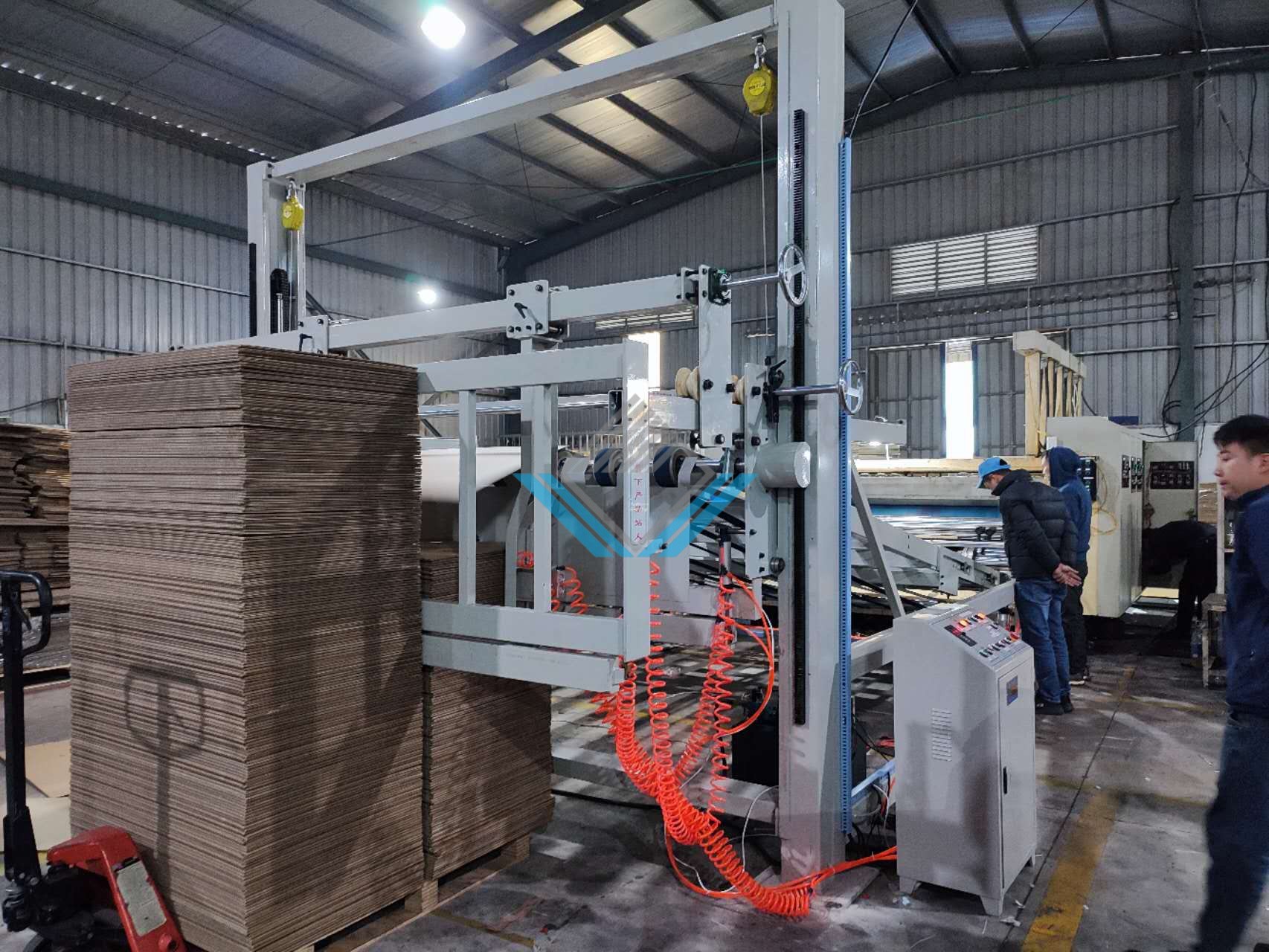 giàn thu phôi xếp chồng tự động