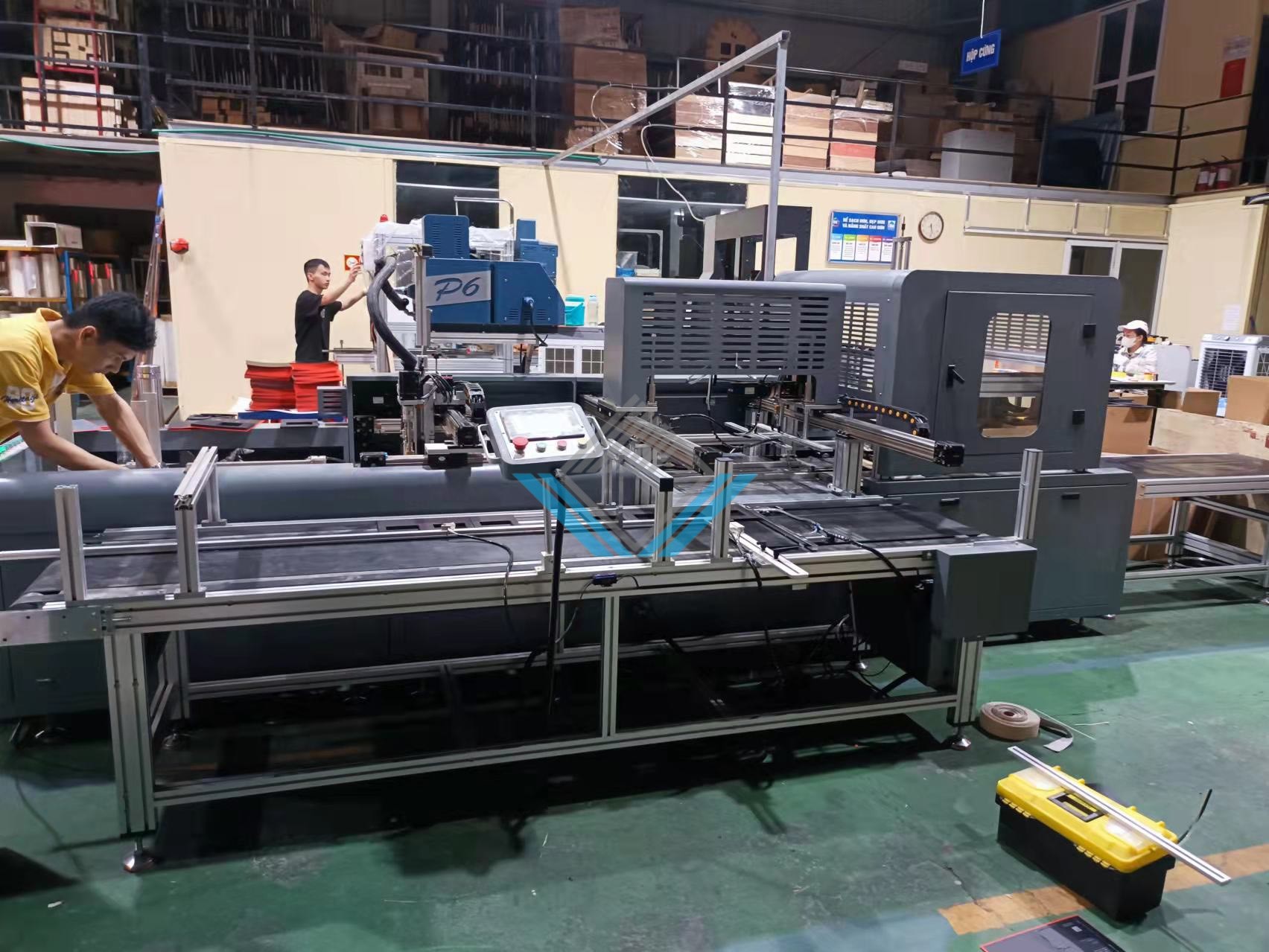 Máy lắp hộp nam châm tự động
