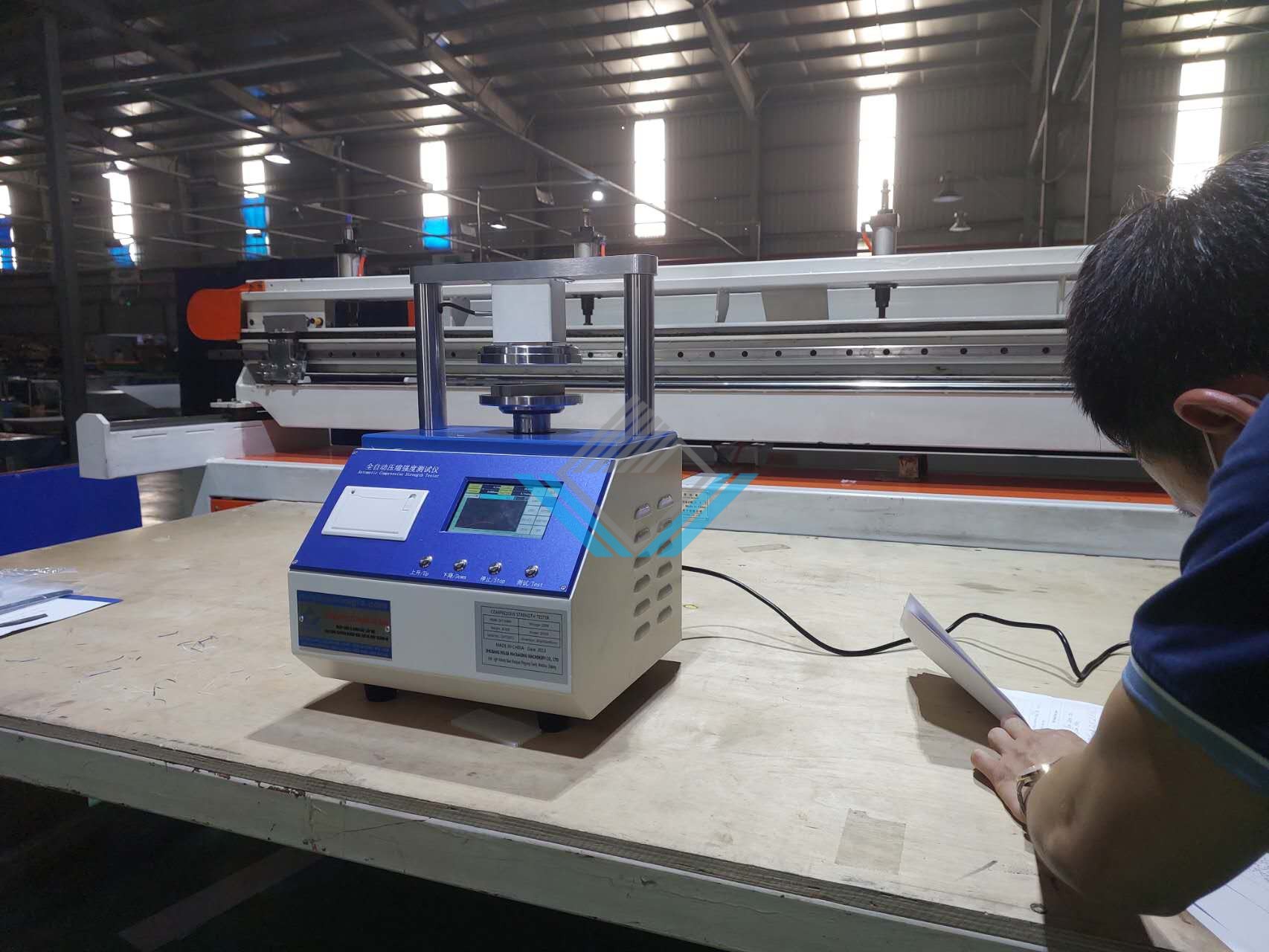 Máy thử độ nén cạnh giấy carton