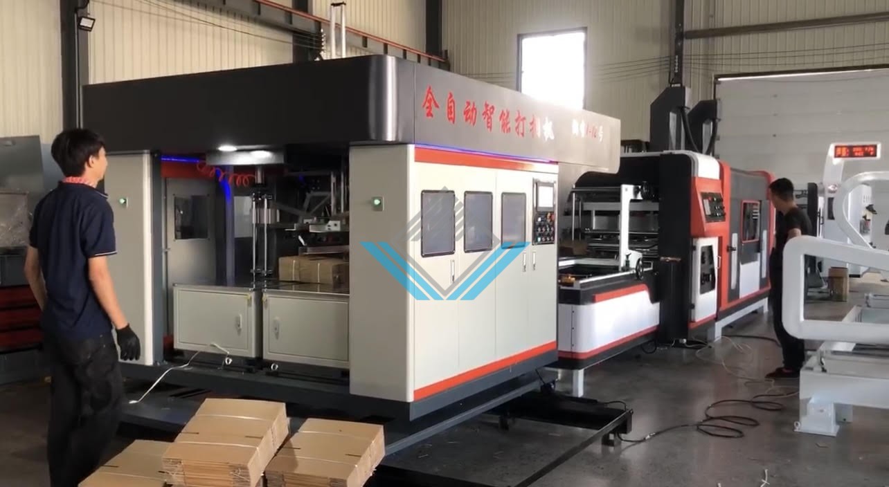 Máy bó thùng carton tự động