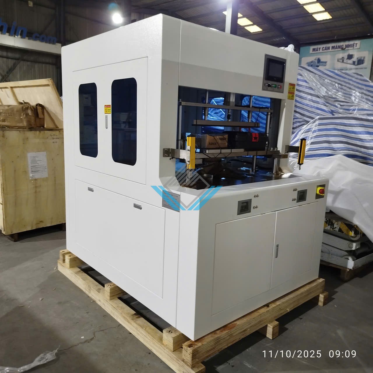 Vũ Gia bán máy gỡ phôi bế cho sản phẩm hộp nhỏ