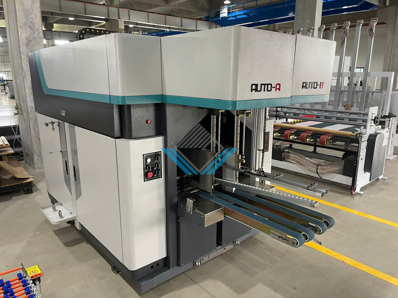 Máy cột dây tự động 4 servo
